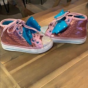 !2 for 1! Size 11 toddler Jojo Siwa running shoes